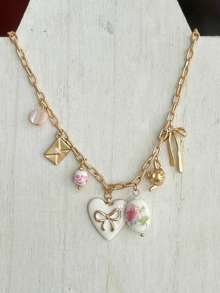Charmed Coquette Necklace - Pink