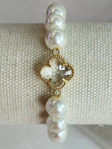 Clover & Pearl Beaded Stretch Bracelet - Gold