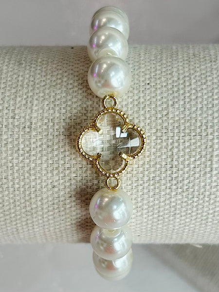 Clover & Pearl Beaded Stretch Bracelet - Gold