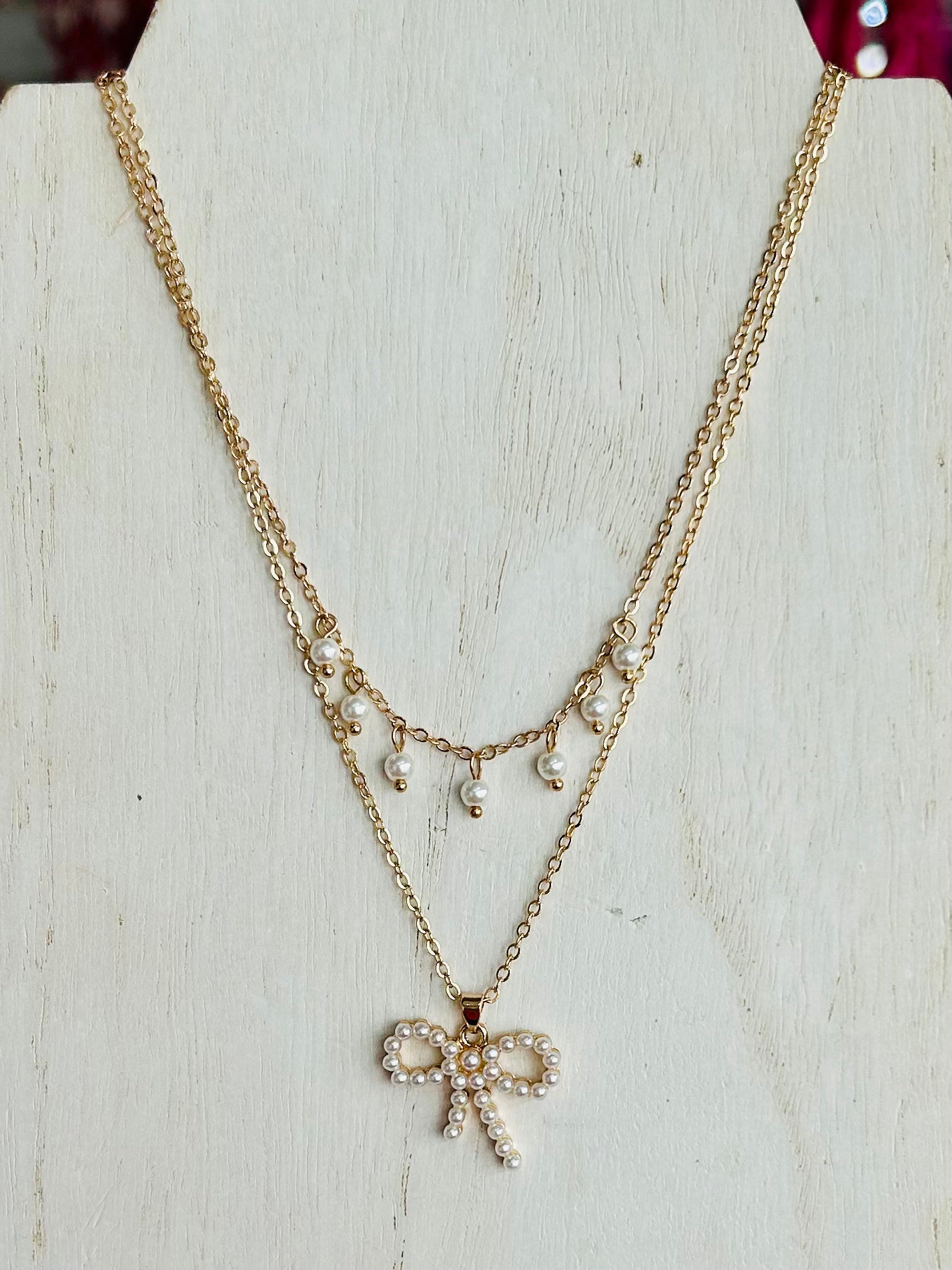 Pearl Bow Pendant Layered Necklace - Gold