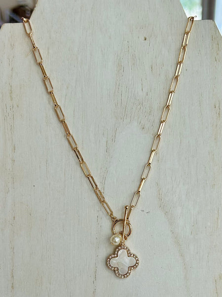 Paperclip Toggle Necklace with Clover Pendant - Gold