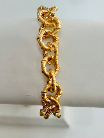 Chunky Chain Bracelet with Toggle Closure