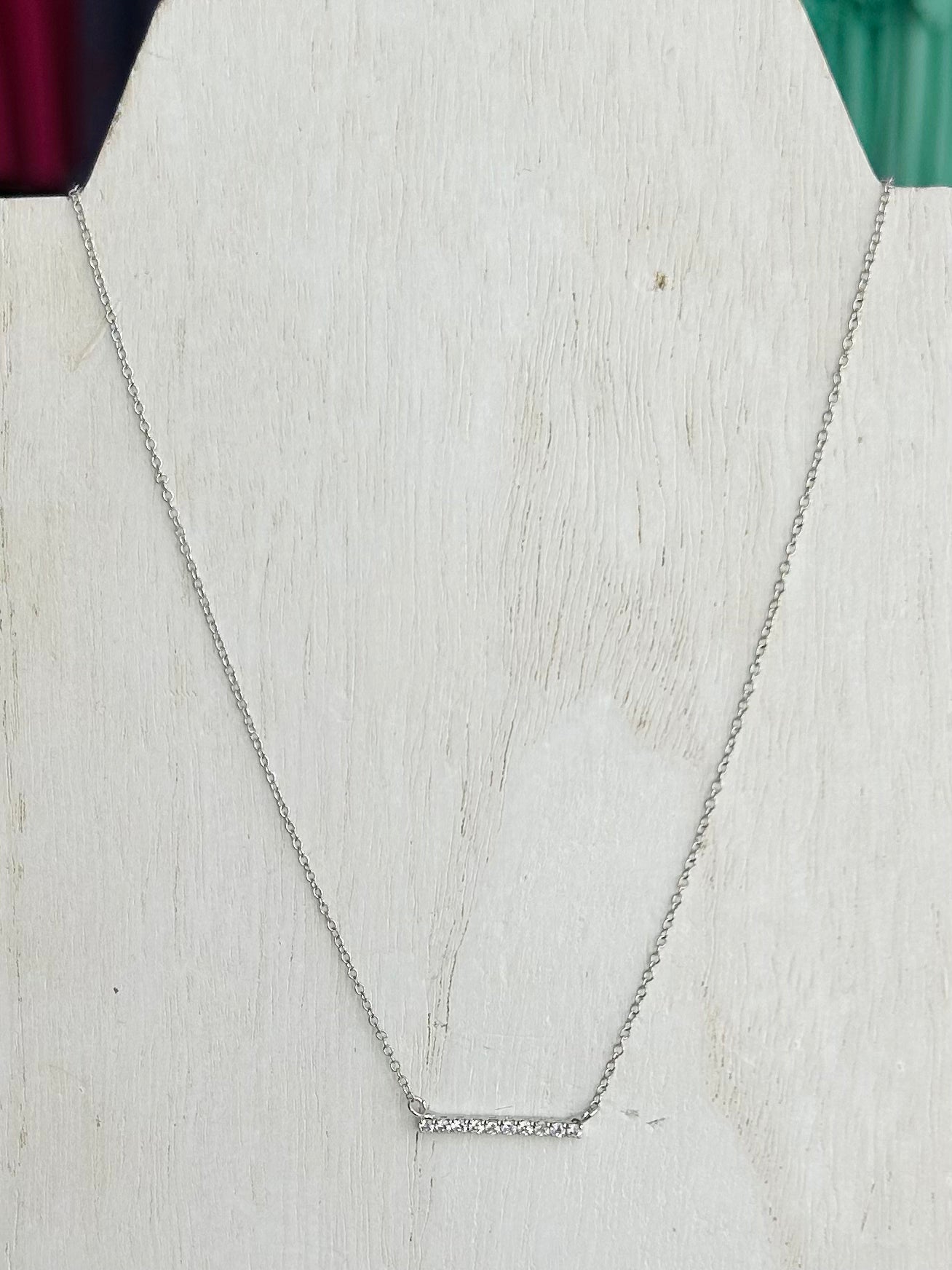 Short Silver Necklace With Diamond Bar