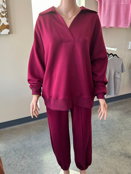 Girl on the Go Pullover - Maroon