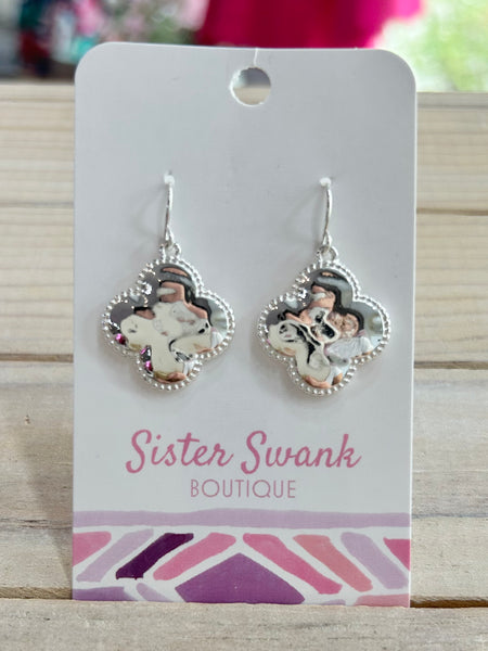 Clover Glow Metal Earrings