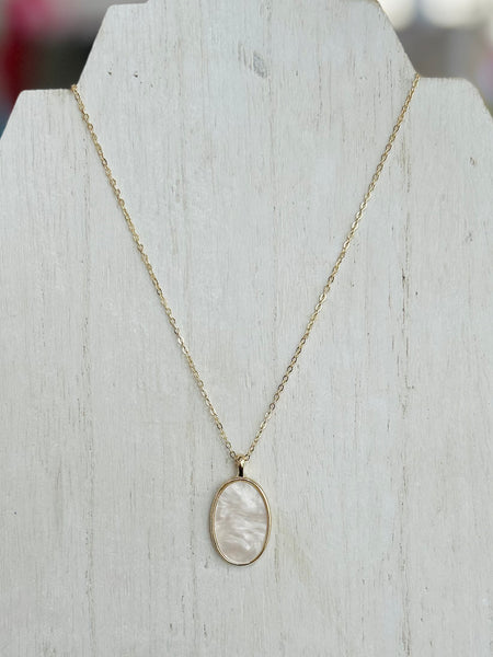 Oval Elegance Necklace - Gold