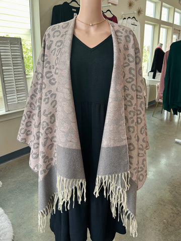 Soft Knit Leopard Print Kimono - Cream