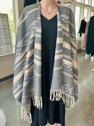 Soft Knit Aztec Print Kimono Ruana With Fringe Tassel - Grey