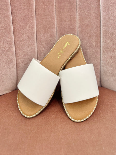 Sweet Step Sandals - White