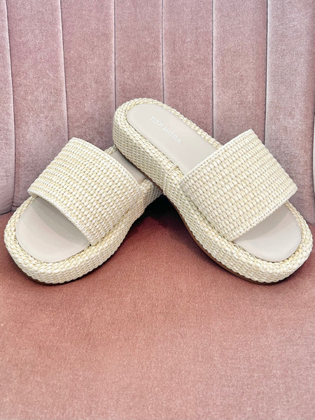 Pretty Days Sandals - Ivory