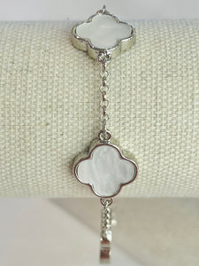 Pearlescent Clover Chain Link Bracelet - Silver