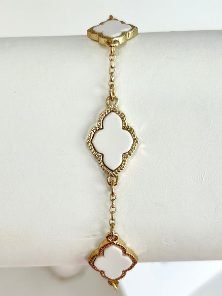 Chic Clover Bracelet - White
