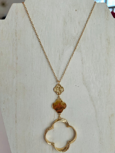 Long Chain Link Clover Pendant Necklace - Gold