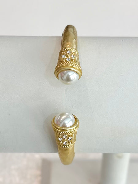 Pearl Edge Hammered Cuff