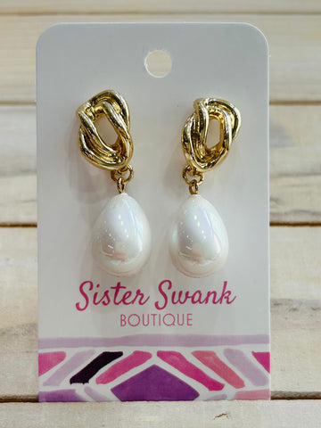 Wavy Metal Pearl Drop Earrings - Gold
