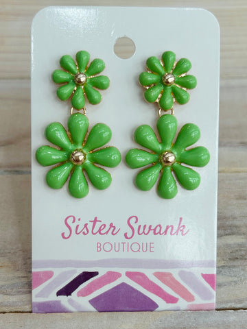Linked Enamel Flowers Drop Earrings - Green