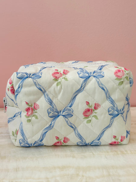 Quilted Flower & Bow Print Makeup Pouch - Blue