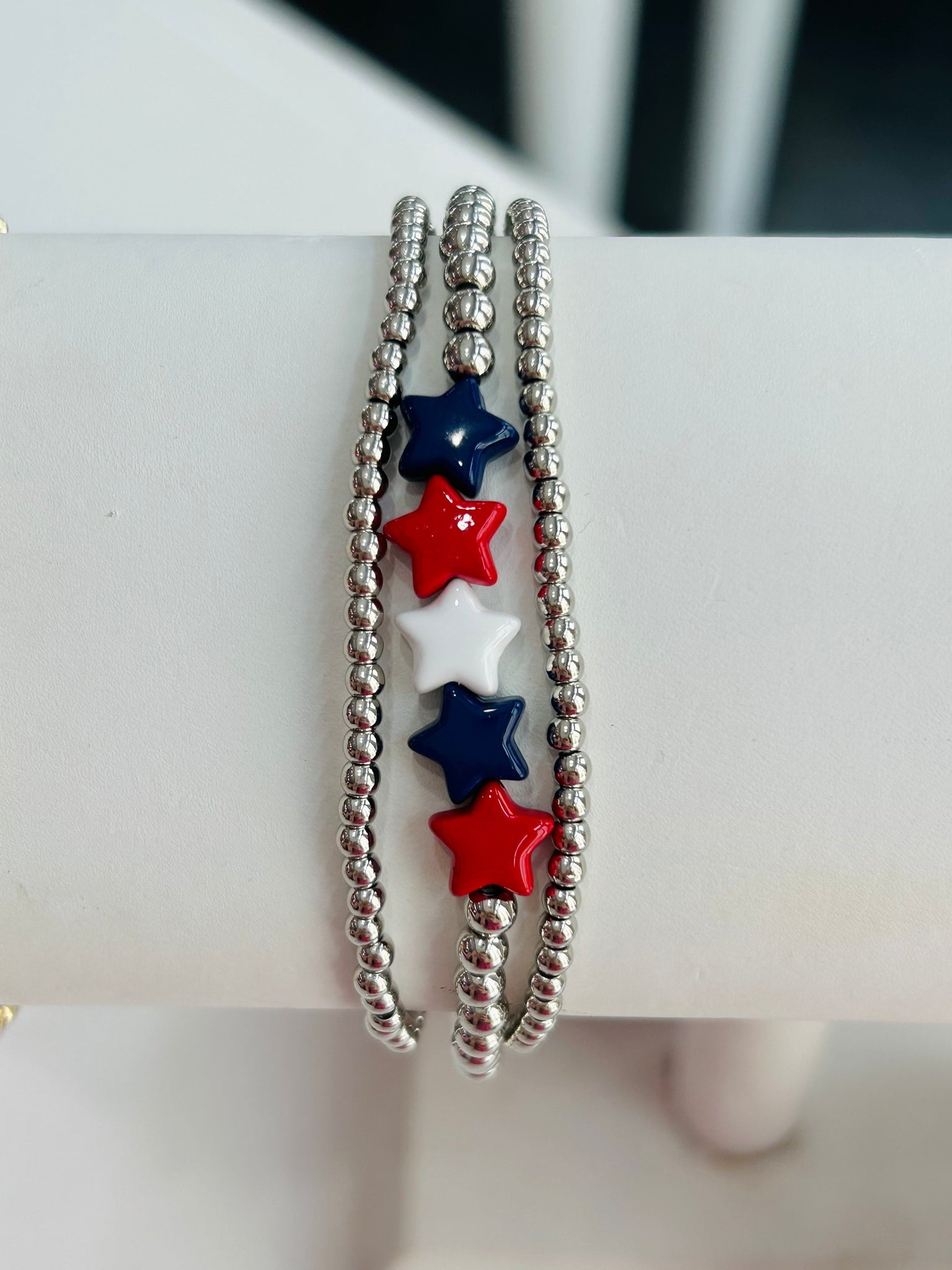 USA Stars Beaded Bracelet - Sliver
