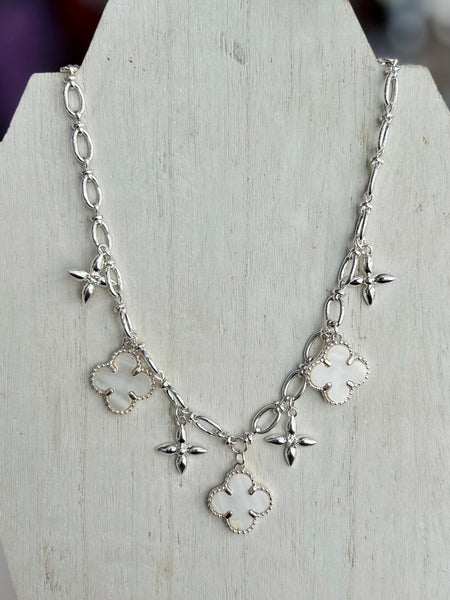 Lucky Star Chain Necklace - Silver