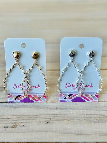 Wavy Teardrop Earrings with Pearl Details