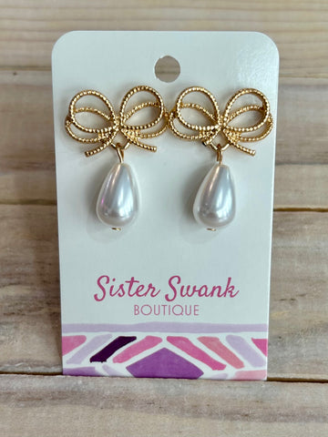 Southern Pearl Post Earrings With Bow