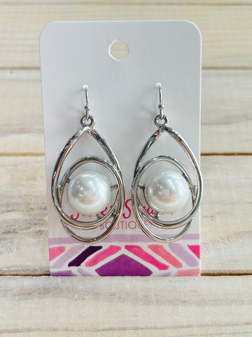 Intertwined Teardrop Earring with Pearl - Silver