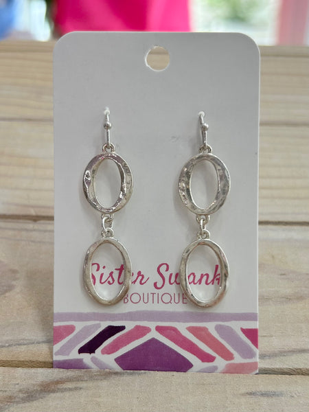Linked Hollow Oval Drop Earrings
