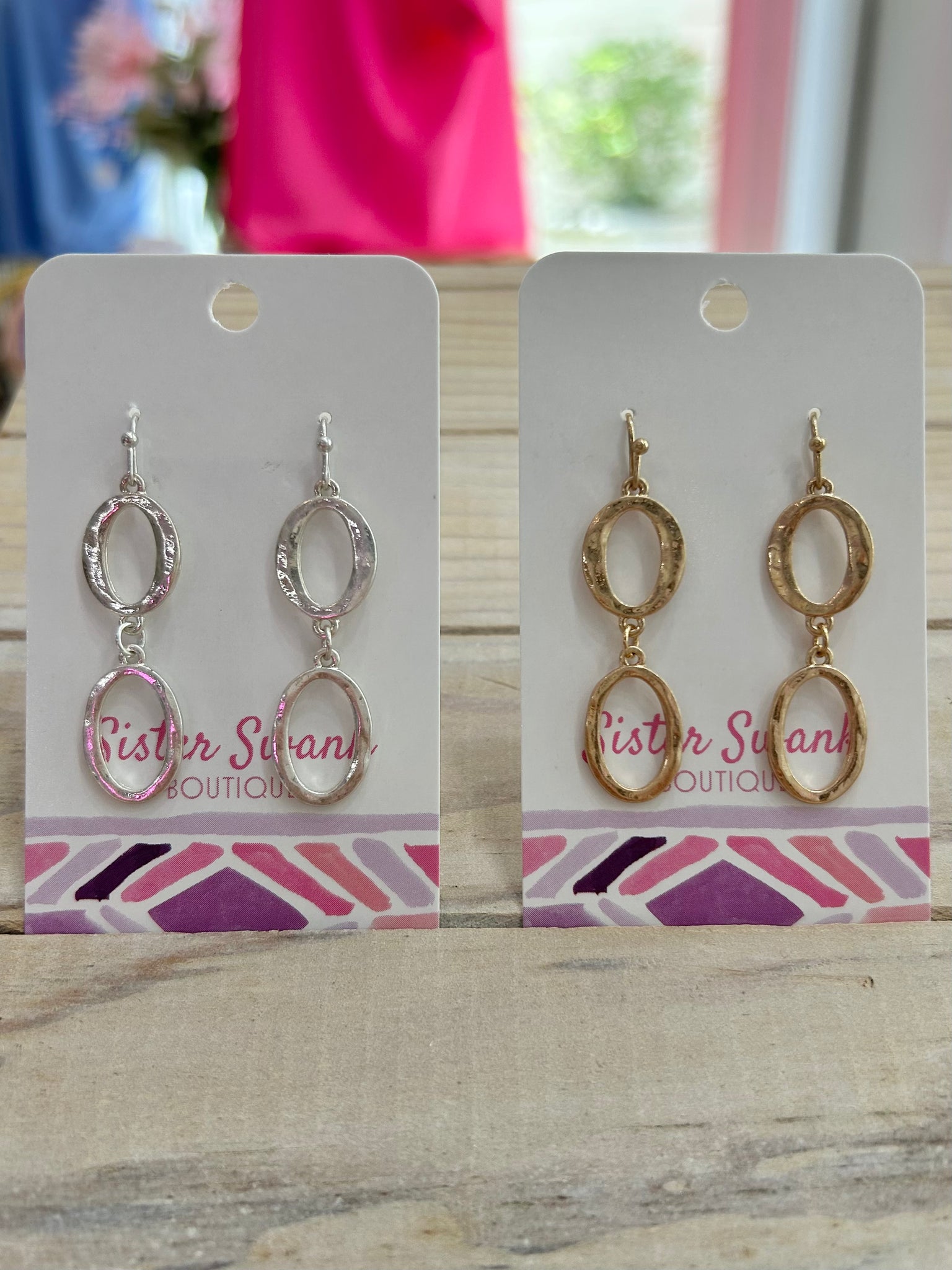 Linked Hollow Oval Drop Earrings