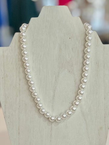 Simple Pearl Beaded Necklace- White