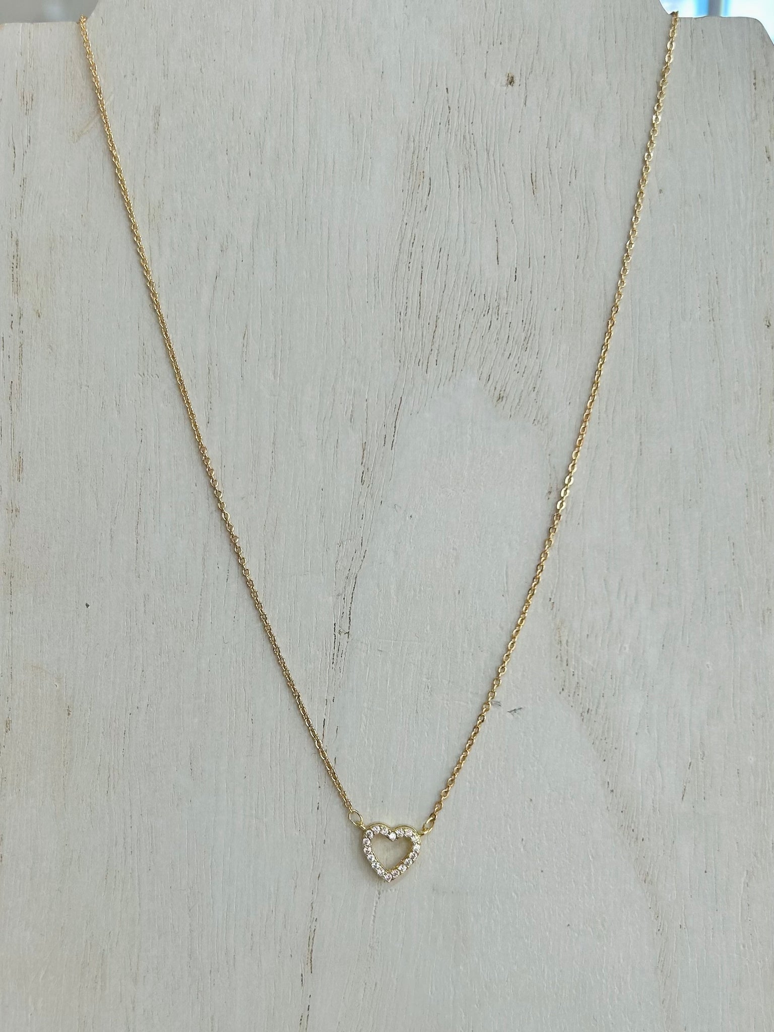 Chain Link Necklace With Cubic Zirconia Fixed Heart Accent- Gold