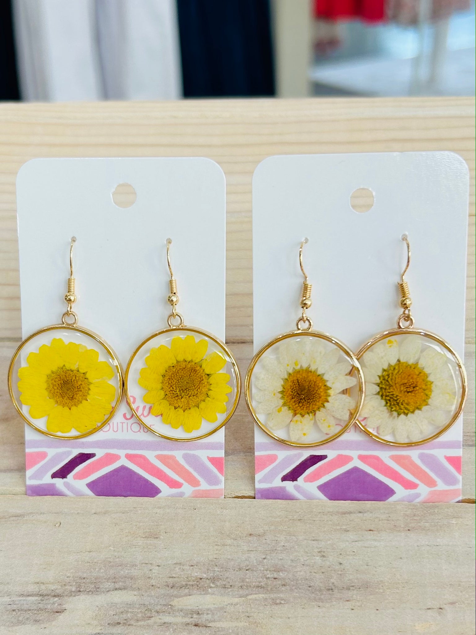 Gold Tone Resin and Pressed Flower Drop Earrings