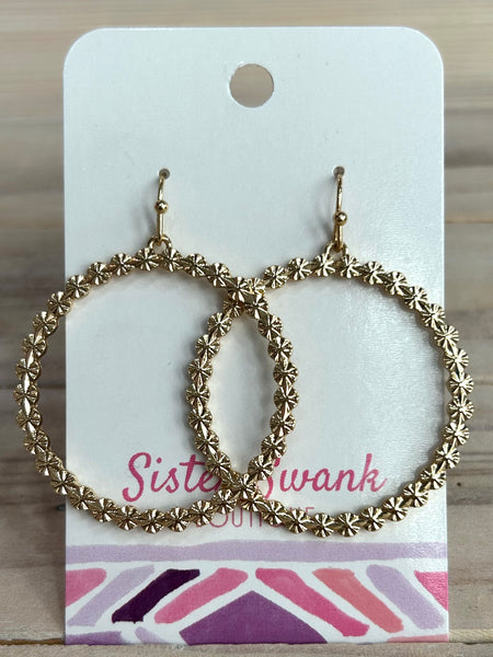 Dangle Earrings Featuring Starburst Detail - Gold