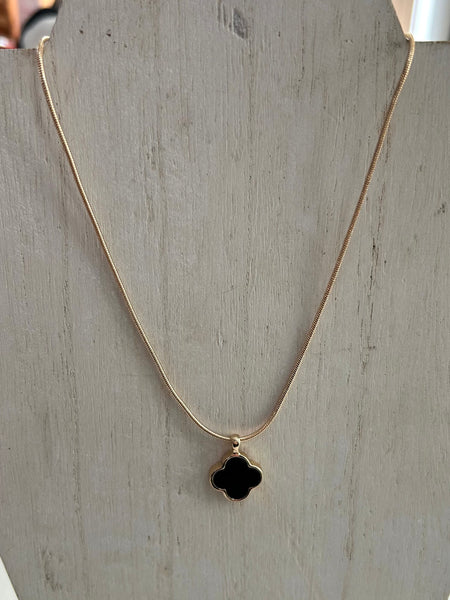 Timeless Clover Necklace - Black