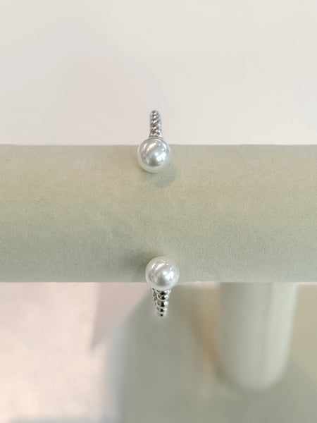 Pretty Pearl Cuff Bracelet - Silver