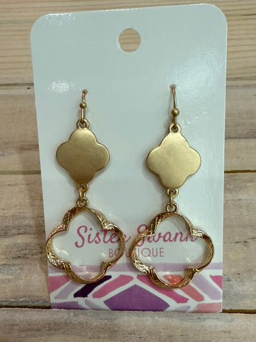 Linked Metal Clovers Drop Earrings - Gold