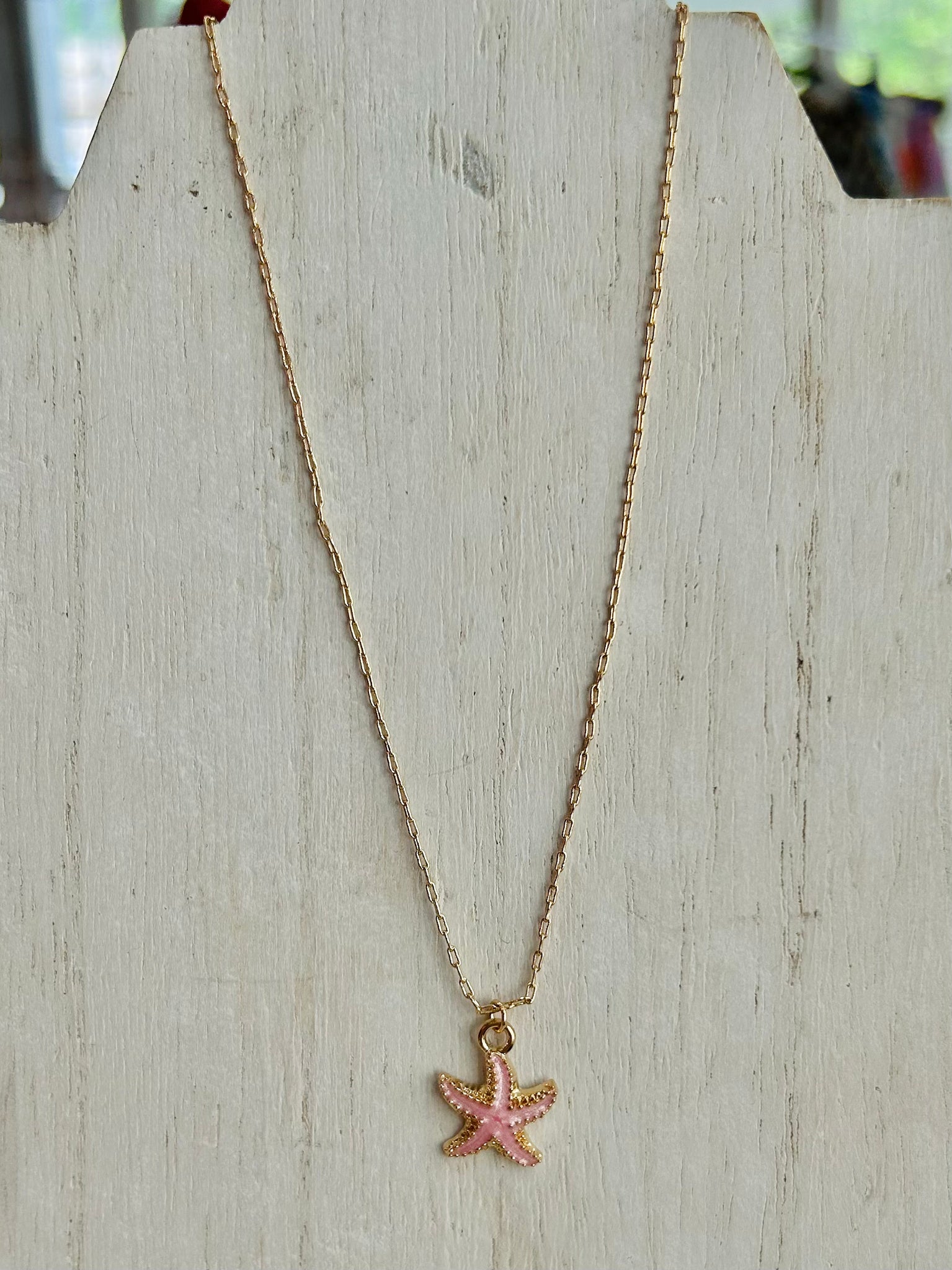 Chain link necklace With Starfish Pendant - Pink