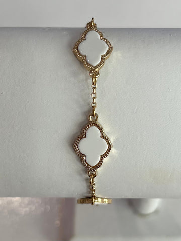 Winter Clover Bracelet - White