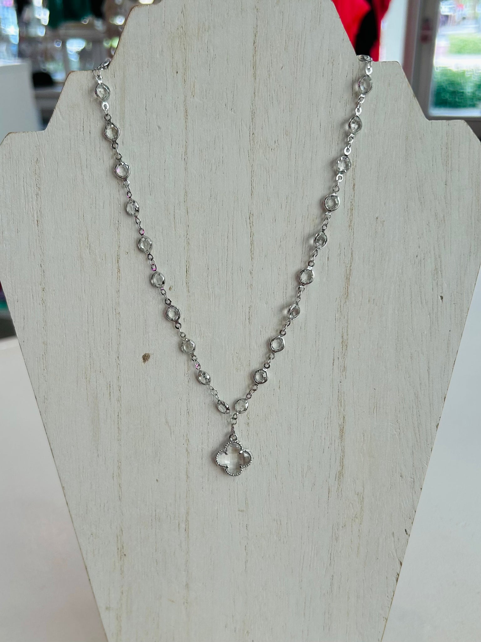 Glass Crystal Clover Pendant Necklace - Silver