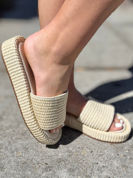 Pretty Days Sandals - Ivory
