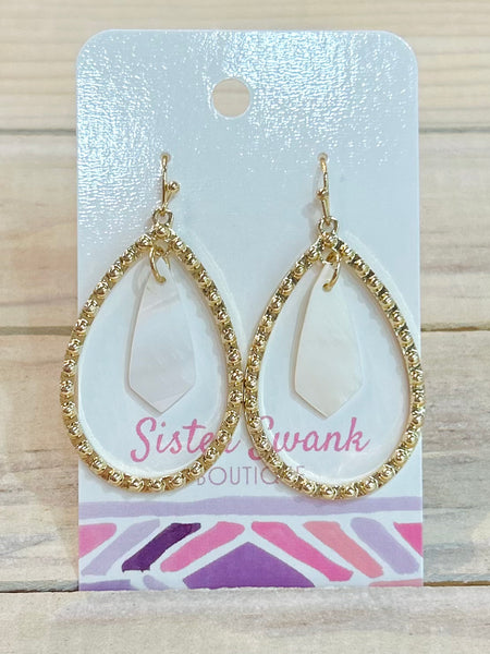 Modern Pearl Drop Earrings
