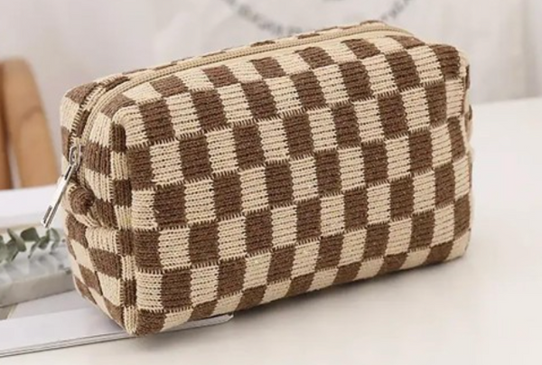 Knit Checkered Makeup Pouch - Brown
