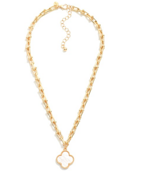 U-Link Necklace With Clover Pendant