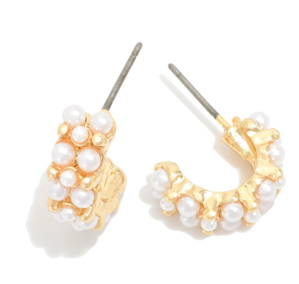 Pretty in Pearls Earrings