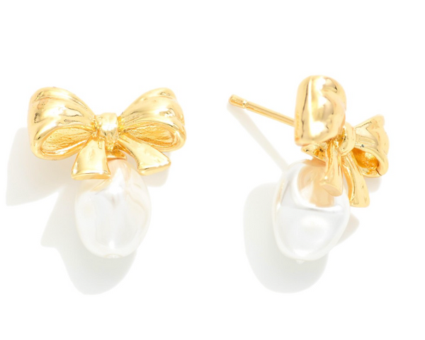 Darling Deco Bow Studs