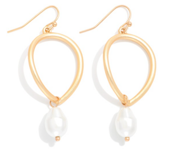 Teardrop Pearl Dangles - Gold
