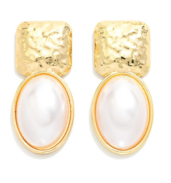 Classy Girl Pearl Earrings