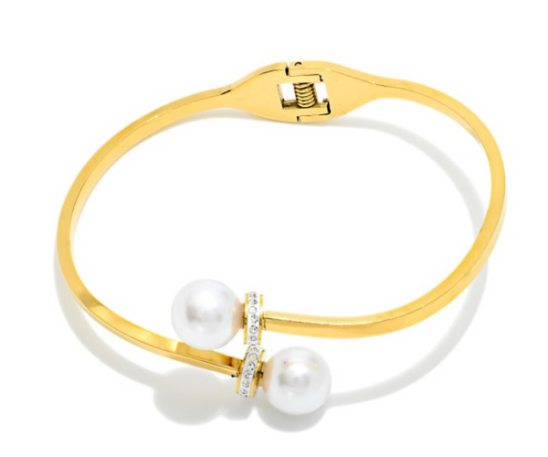 Golden Edge Pearl Bracelet