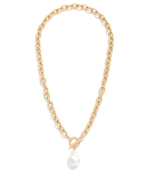 Golden Tide Pearl Necklace