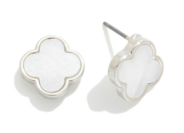 Clover Shine Stud Earrings - Silver