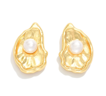 Coastal Chic Oyster Studs